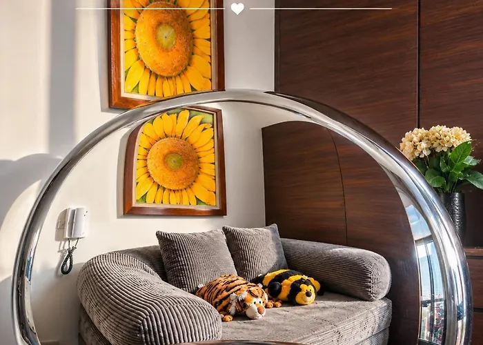 Aparthotel Modern 1br In Air Residences Makati Near Ayala Cbd View